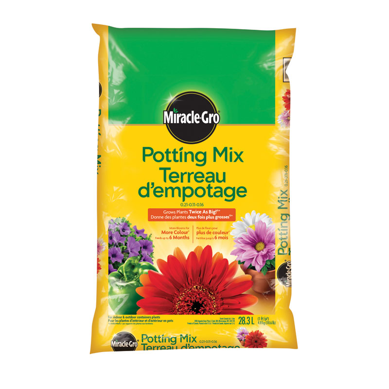 Miracle Gro Enriched Potting Soil - 28.3L